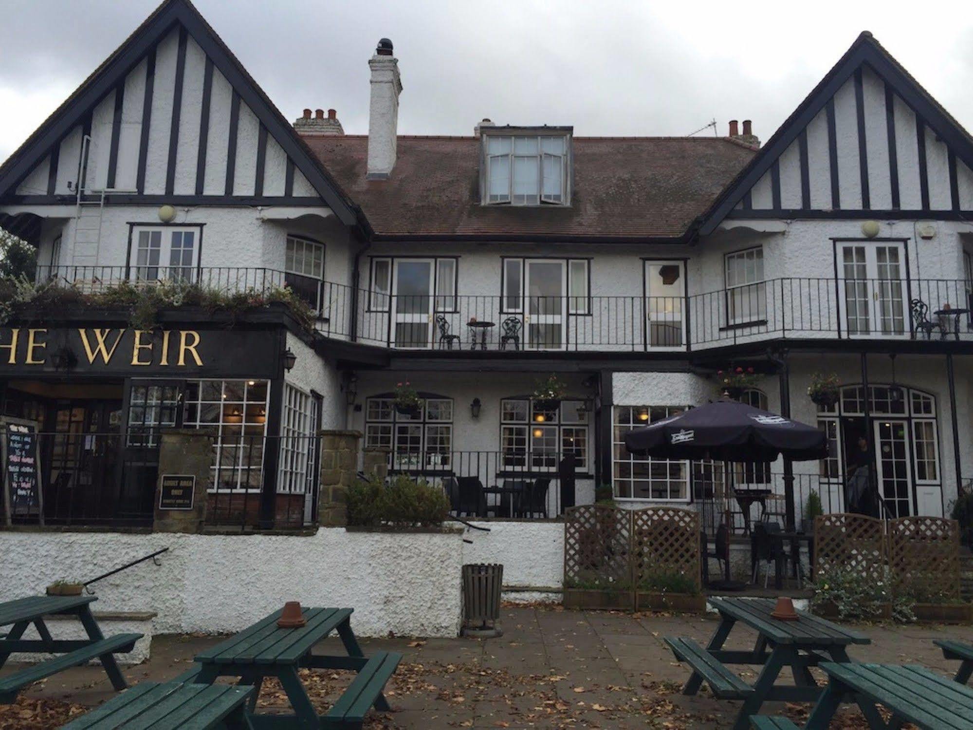 The Weir Hotel Walton-on-Thames Ngoại thất bức ảnh