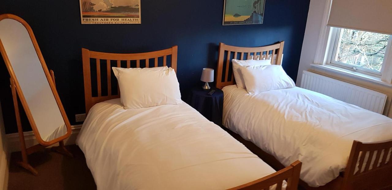 The Weir Hotel Walton-on-Thames Ngoại thất bức ảnh