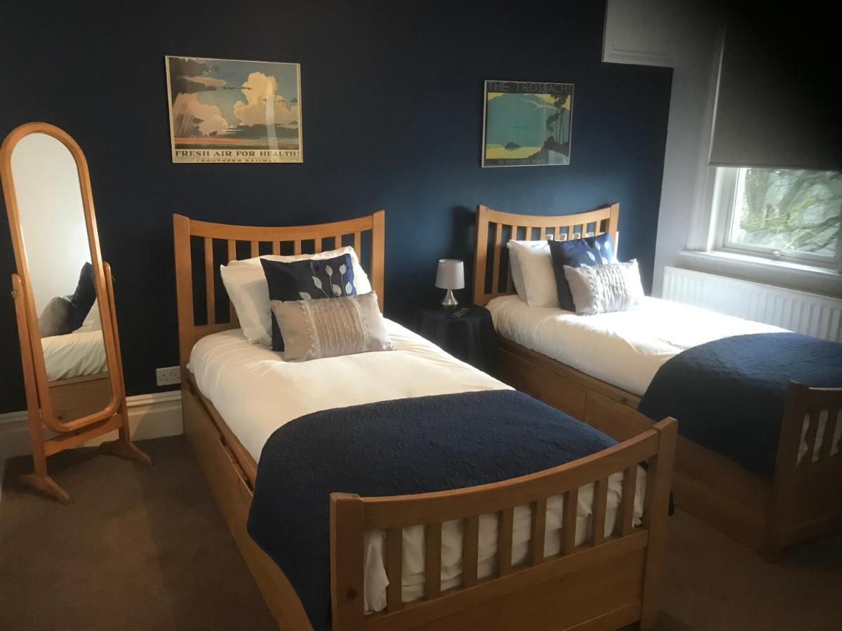 The Weir Hotel Walton-on-Thames Ngoại thất bức ảnh